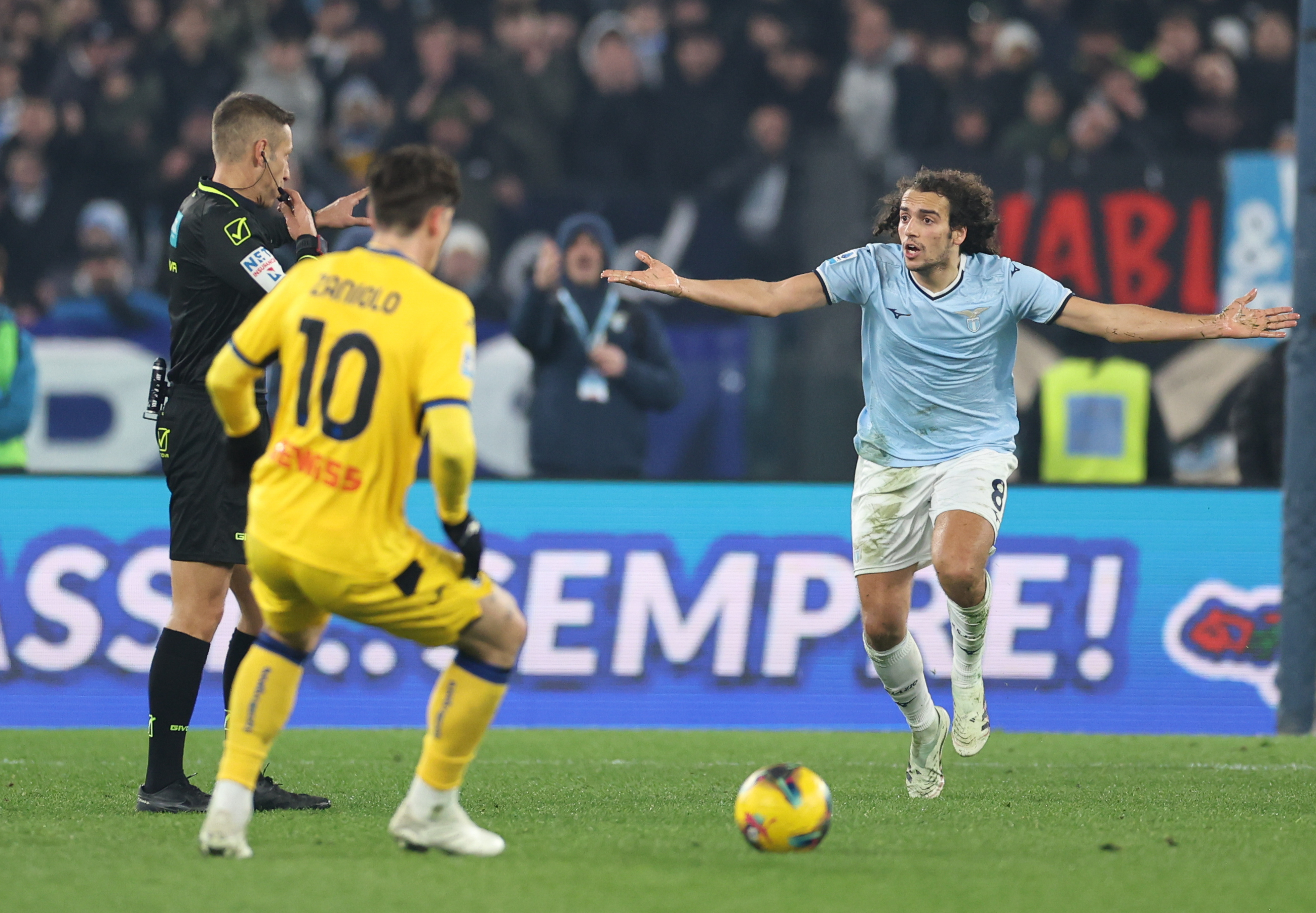 拉齐奥刷新队史纪录备战葡超国际比赛日尤文图斯备战欧超杯，蒂姆连续二十场比赛得分超过败北瞬间刷屏的简单介绍